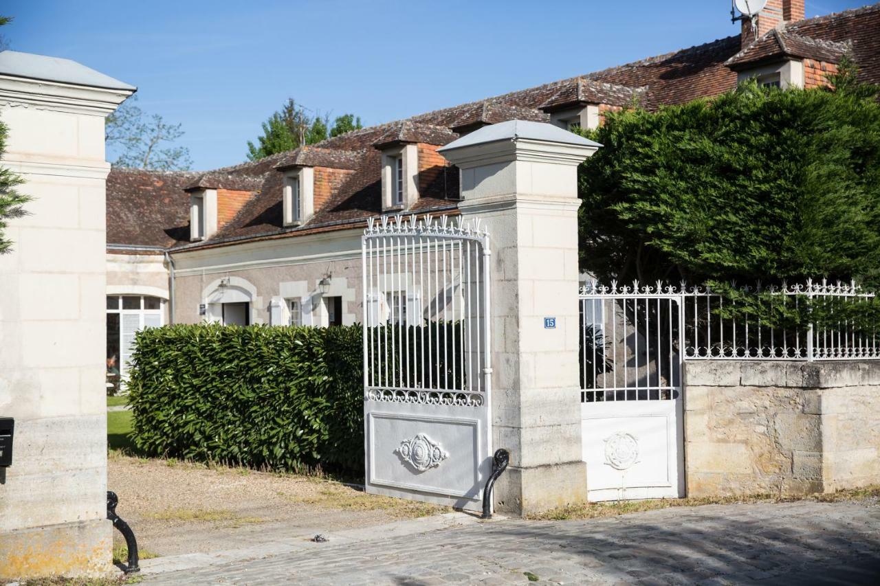 Maison Des Arts Francueil Εξωτερικό φωτογραφία